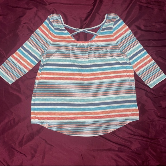 Red Camel Top - Picture 2 of 3